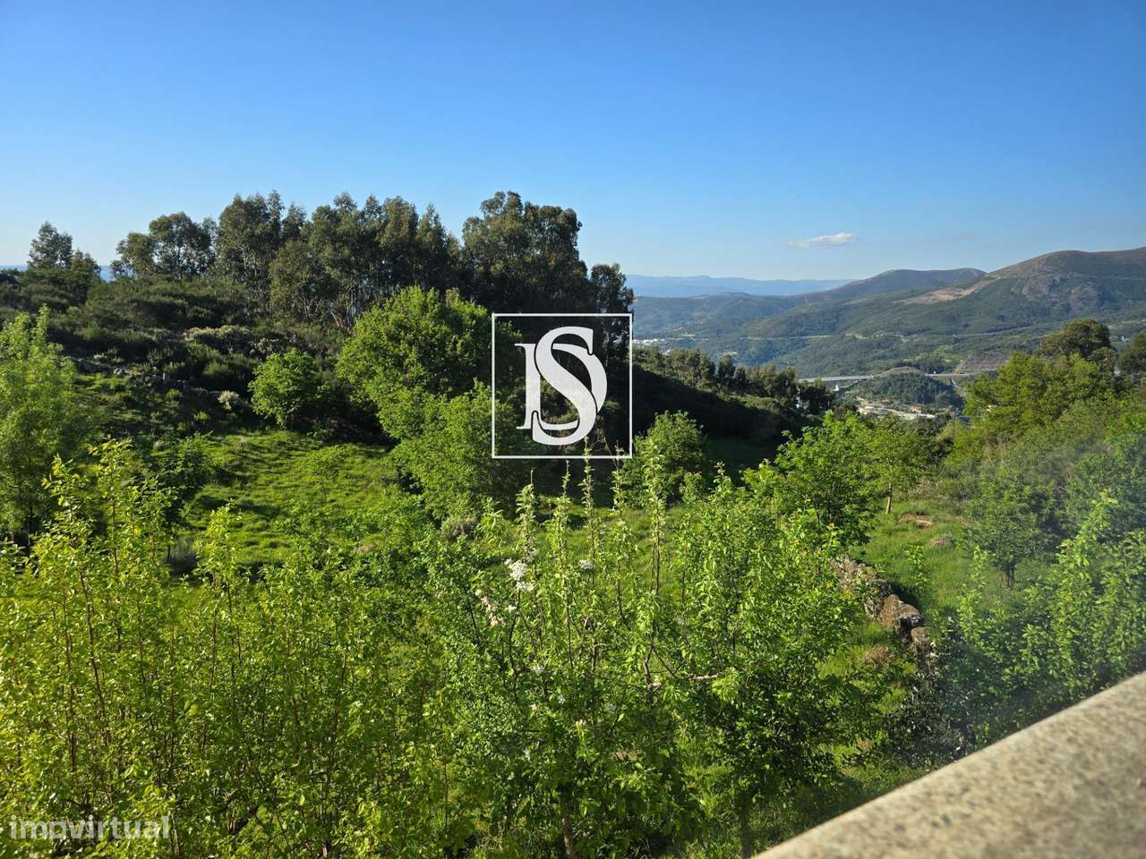 MORADIA T1 RENOVADA COM 10.000 m² – BUSTELO, AMARANTE-34