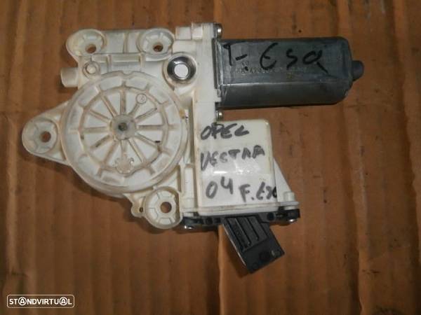 Motor Elevador Vidro 9178987 0130822011 OPEL VECTRA C 2004 FE OPEL SIGNUM 2004 V6 3.0 CDTI 180CV 5P CINZA FE - 1