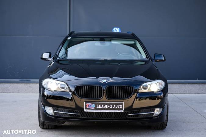 BMW Seria 5 520d Touring Aut. - 2