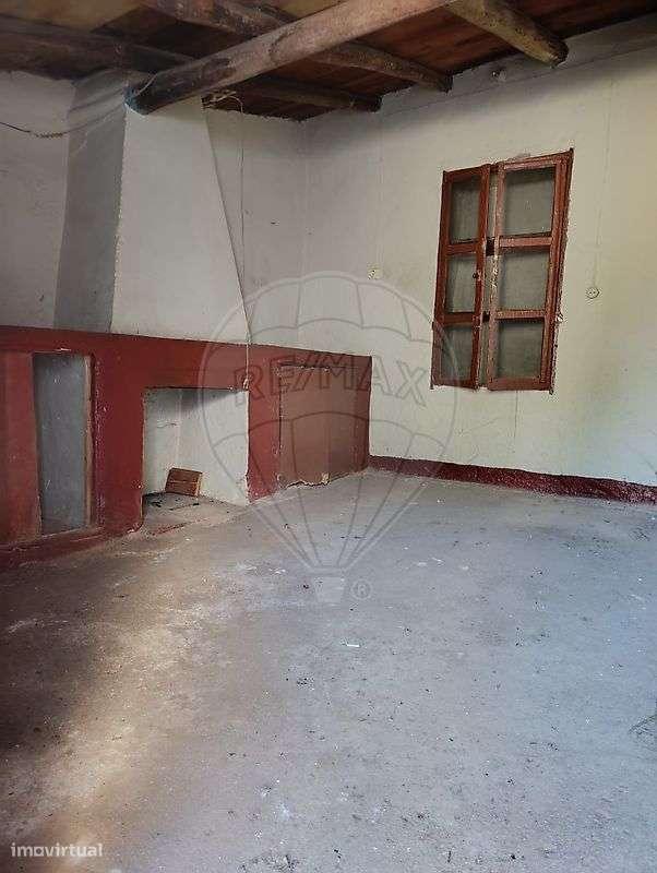 Moradia T1 para venda-3