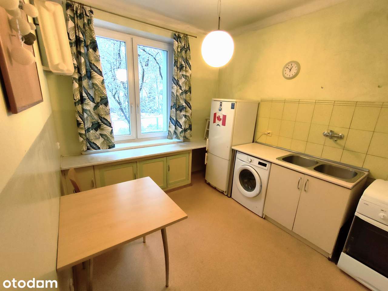 M3 na 1 piętrze w bloku z cegły obok Ronda Solidarności, do remontu - Pełny obrazek: 3/8