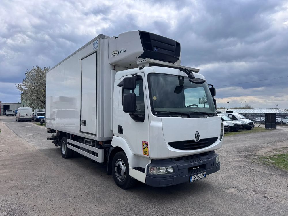 Renault Midlum 2012