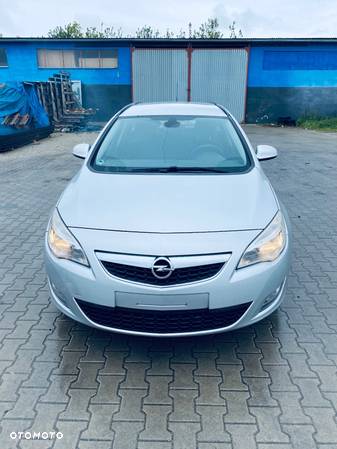 Opel Astra 1.7 CDTI DPF Sports Tourer - 2