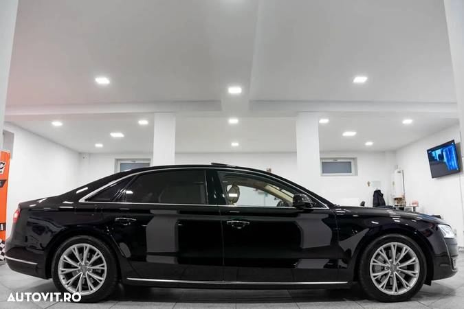 Audi A8 3.0 TDI DPF clean diesel quattro tiptronic Lang - 39