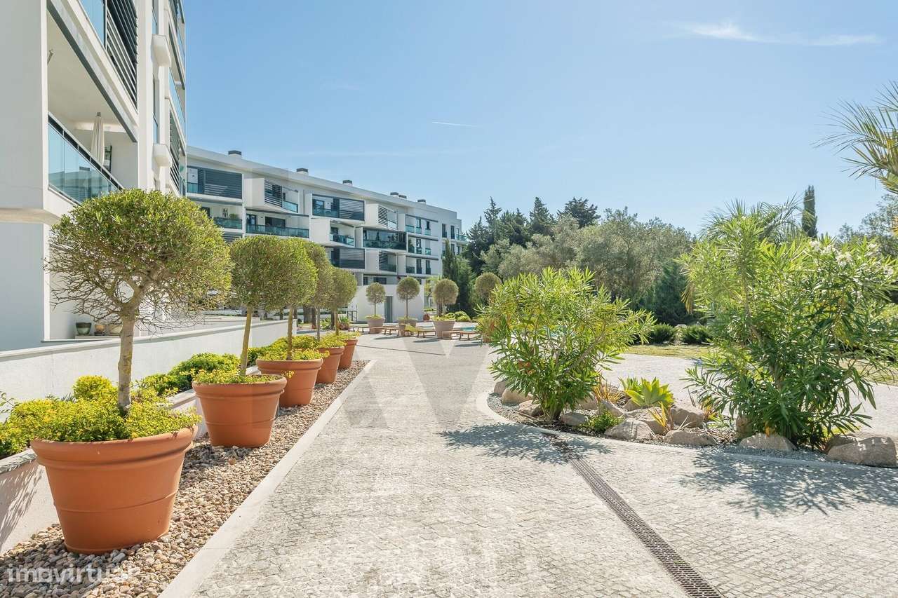 Apartamento T1 com terraço, num Condomínio de luxo, no concelho de Cas - Grande imagem: 5/37