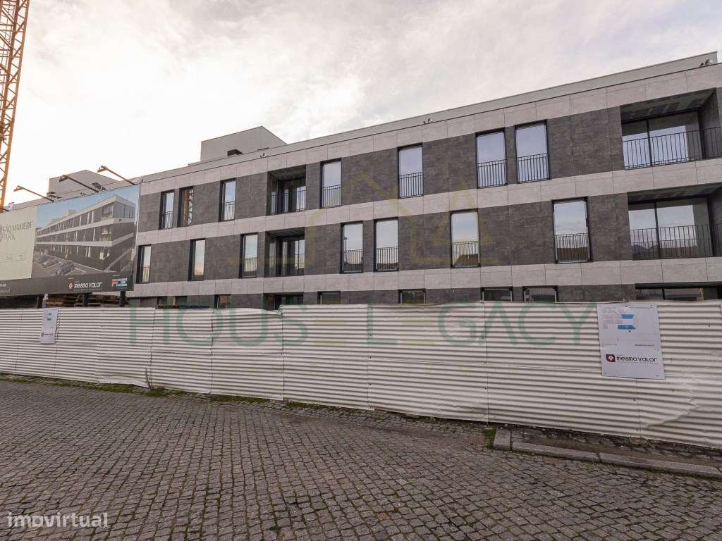 Apartamento T1+1 em São Mamede de Infesta-16