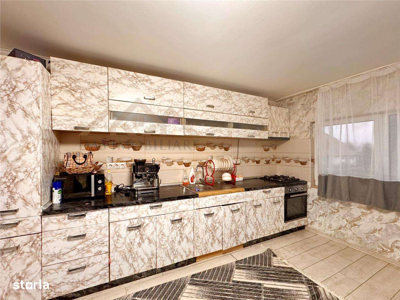 Vila moderna, P+E+M, în centrul Borlestiului – 450 mp utili, teren 44 - Imagine principală: 5/20