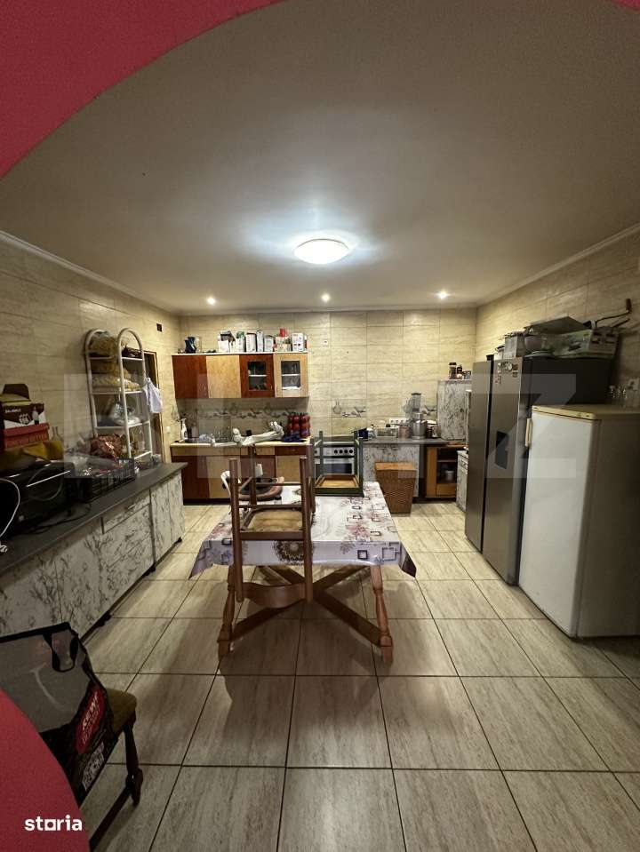 Casa de vanzare, 265 mp, zona Boghis - Imagine principală: 5/13