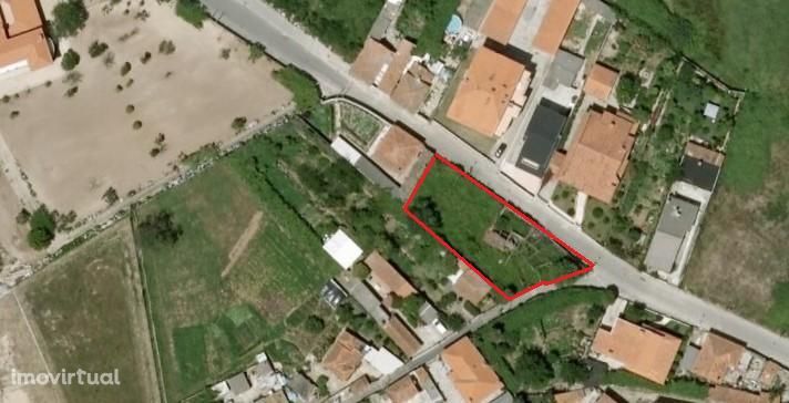 Lote c/751m2 para moradia junto do aeroporto