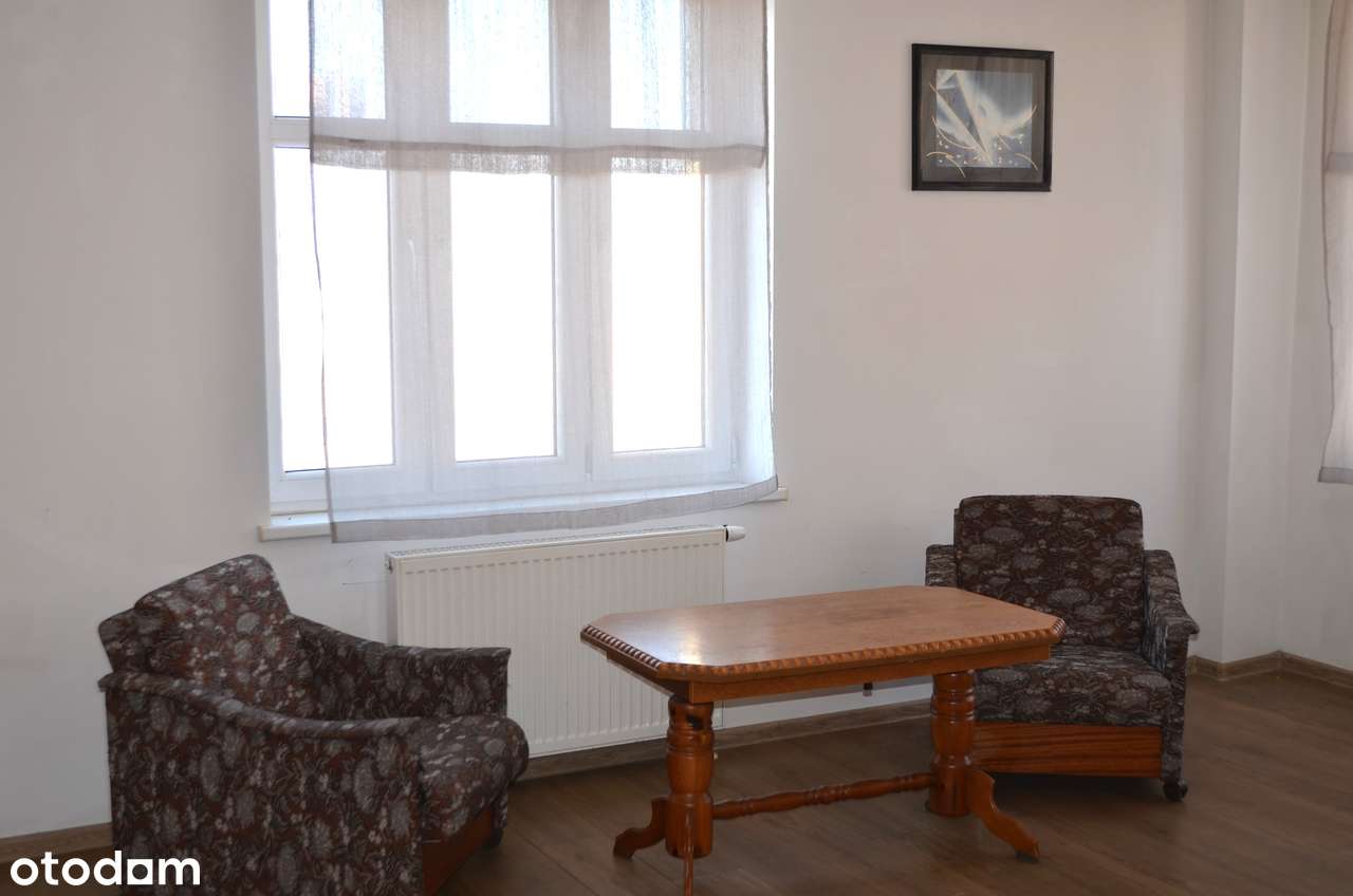 Mieszkanko na 2 piętrze w centrum - Pełny obrazek: 3/6