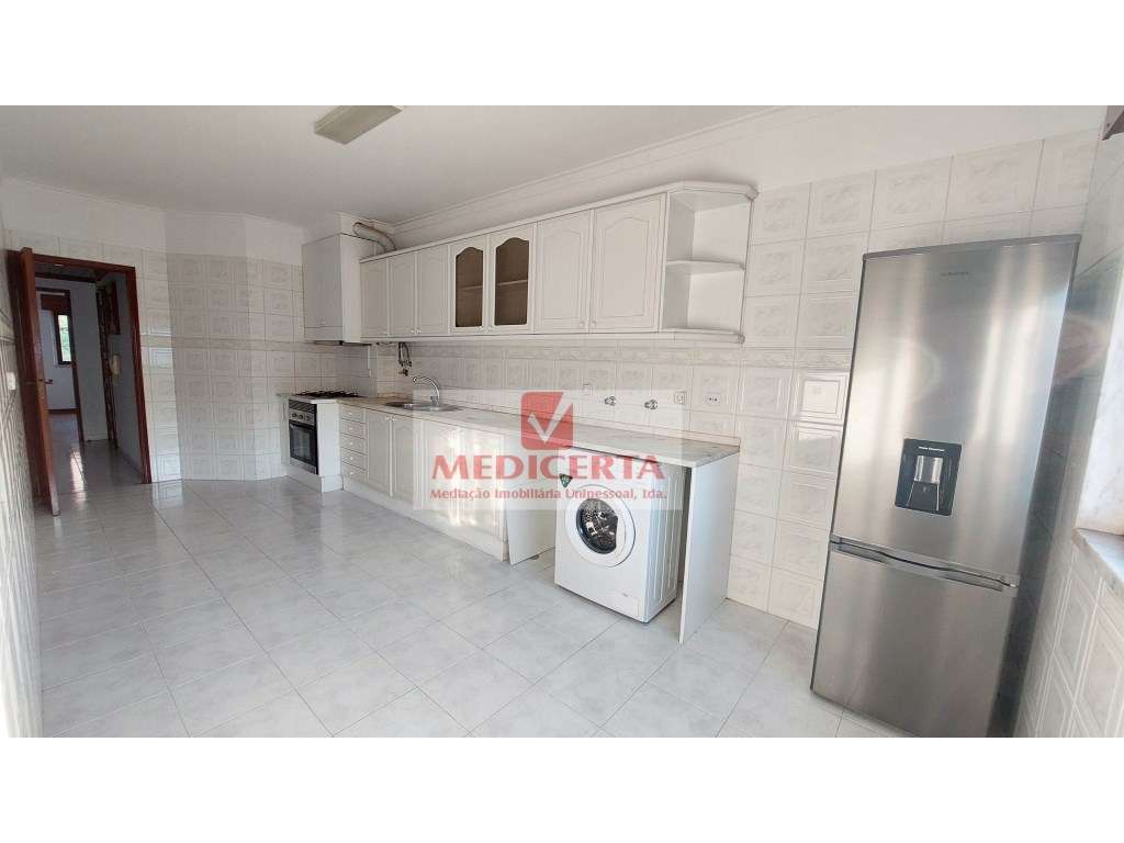 T2 - boas áreas - Idanha - Belas - Grande imagem: 4/17