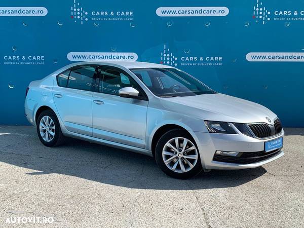 Skoda Octavia - 2