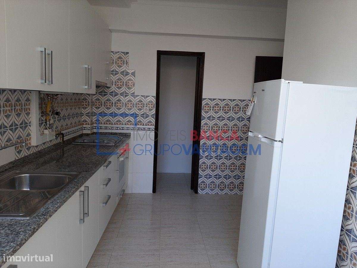 T2 - Rio de Mouro - Grande imagem: 4/20