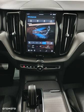 Volvo XC 60 B4 D R-Design - 10