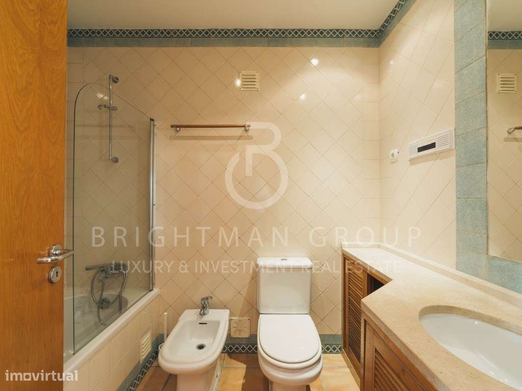 Apartamento T1 no coração do Monte Estoril-13