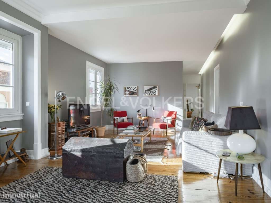 Apartamento T4 Renovado em Edifício Art Déco nos Anjos - Grande imagem: 3/35