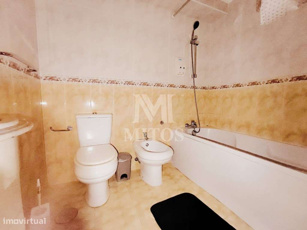 Apartamento T3 na Meadela-23