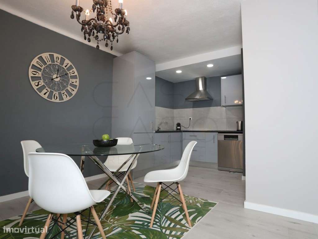 Apartamento duplex T1 (2 assoalhadas) com terraço no centro da Cida... - Grande imagem: 3/23