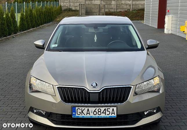 Skoda Superb - 8