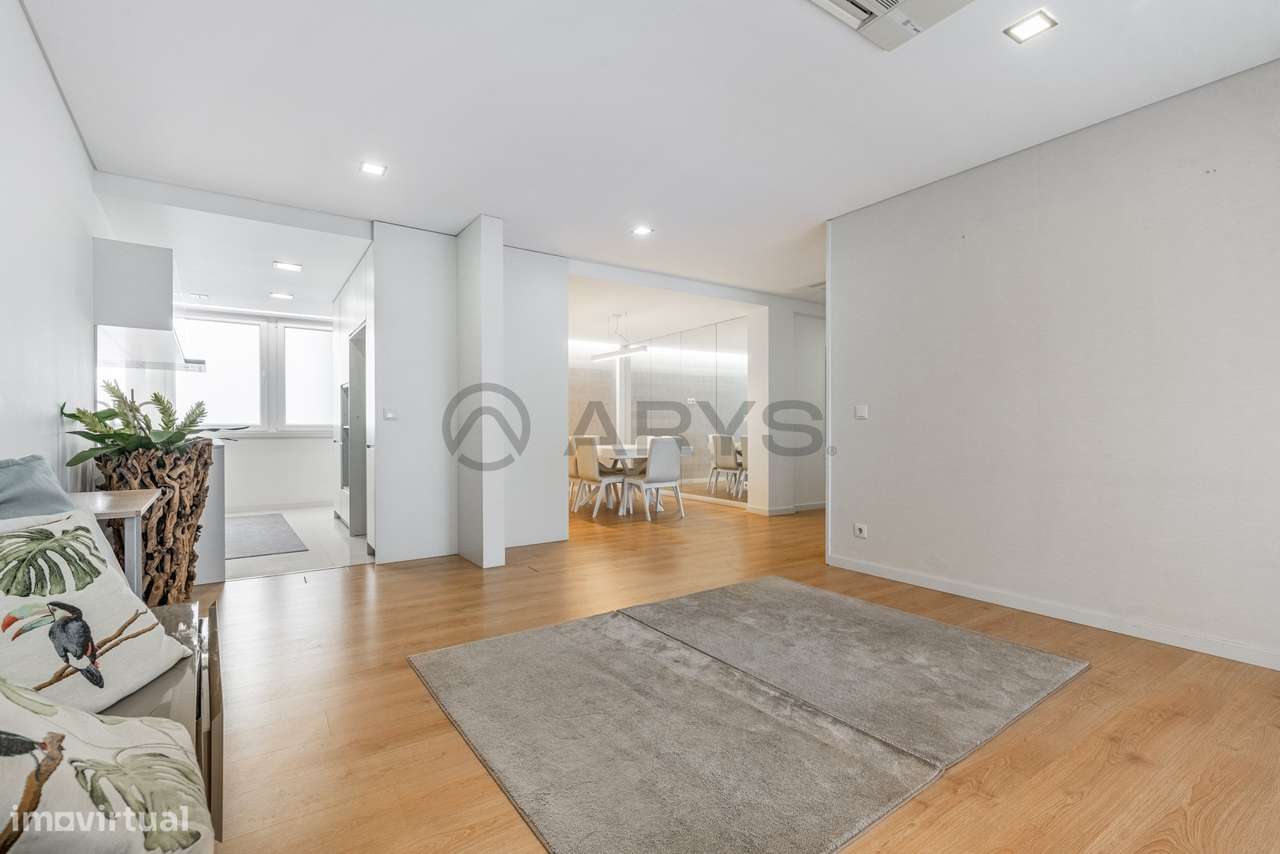 Apartamento T4 no Centro de Braga - Grande imagem: 1/19