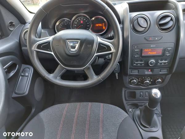 Dacia Duster 1.6 SCe Ambiance S&S - 9