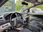 Mitsubishi Grandis 2.4 Intense - 22