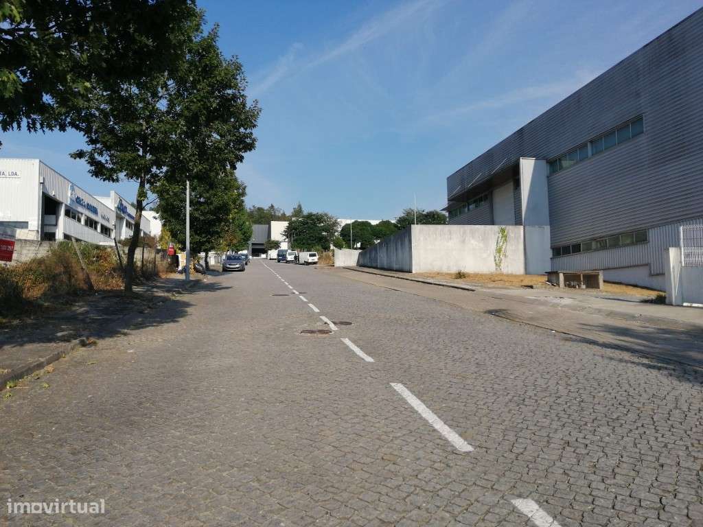 Lote Industrial - ótima localização - Grande imagem: 4/6