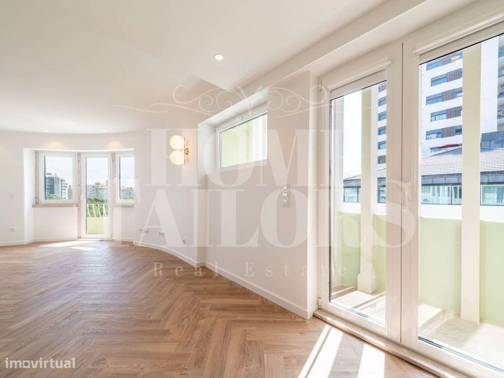 T2 Renovado com 81 m² e 12 m² de Varandas | Piso Alto | Excelente E...-2