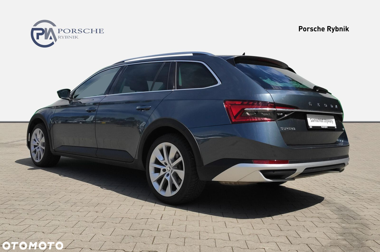 Skoda Superb 2.0 TDI SCR 4x4 Scout DSG - 4