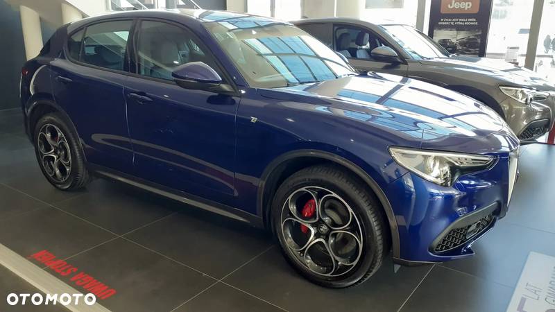 Alfa Romeo Stelvio 2.0 Turbo TI Q4 - 10