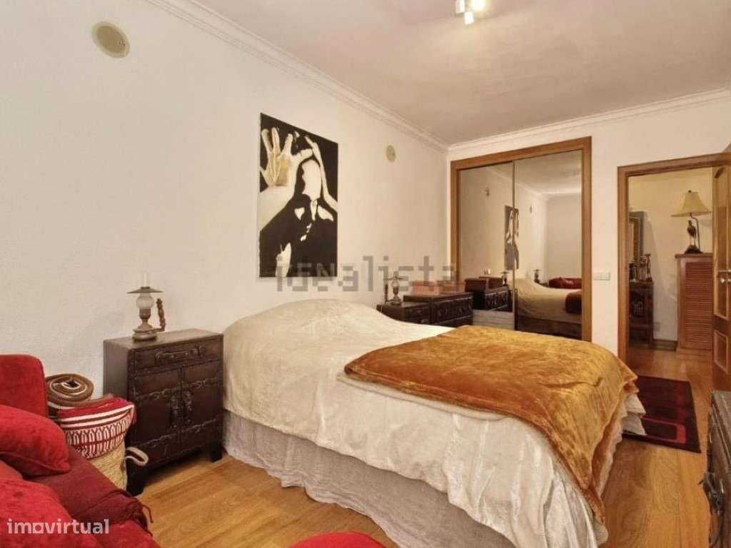 Bairro Salgado - T2 Espetacular com Parqueamento e Arrecadação-16