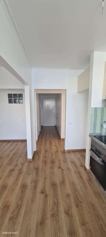 Apartamento T2 totalmente renovado para venda junto PSP Mem Martins - Grande imagem: 4/32