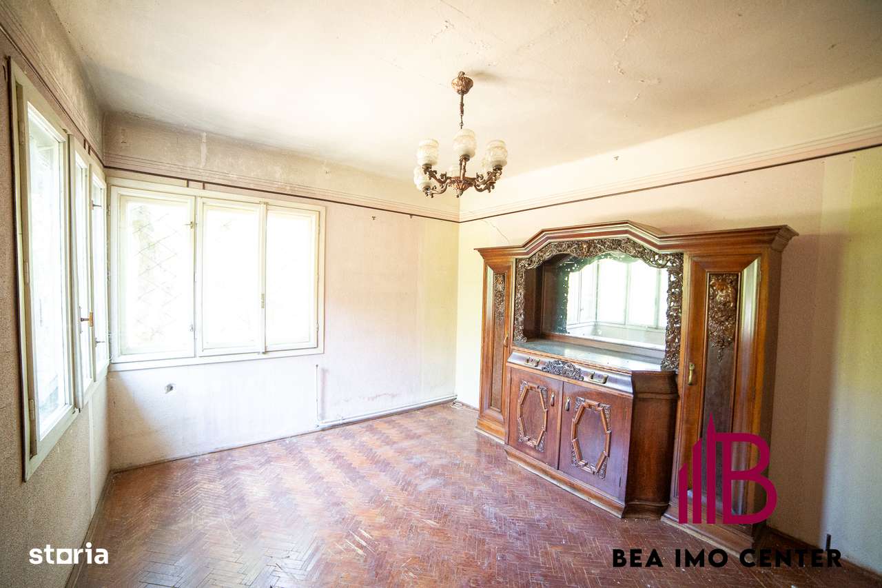 Casă și teren în zona de Top !-10