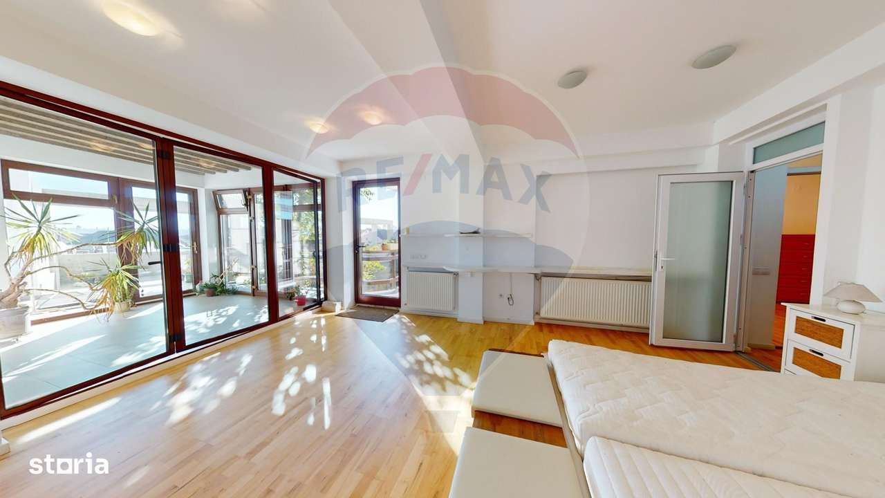 Apartament  la vila, cu 5 camere de vânzare în zona Turnisor-15