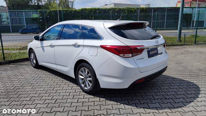 Hyundai i40 1.7 CRDi BlueDrive Comfort DCT - 4