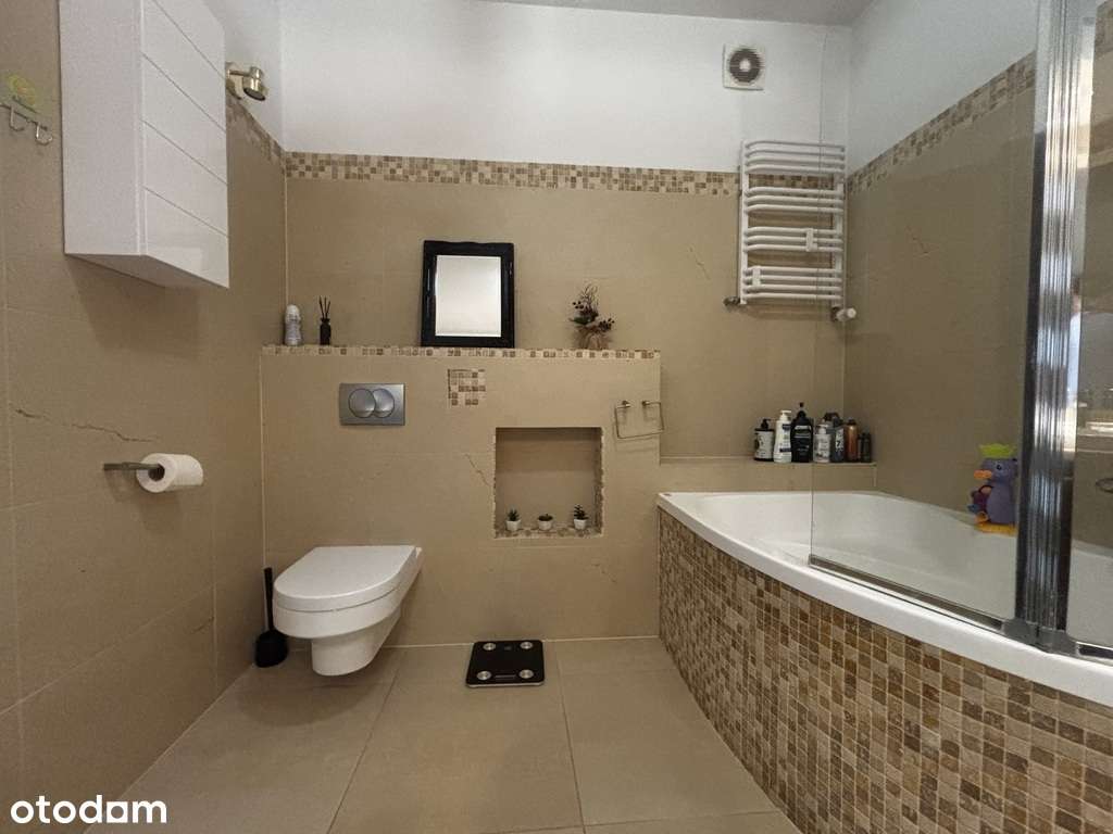 Przestrzenny apartament w Miasteczku Wilanów-17