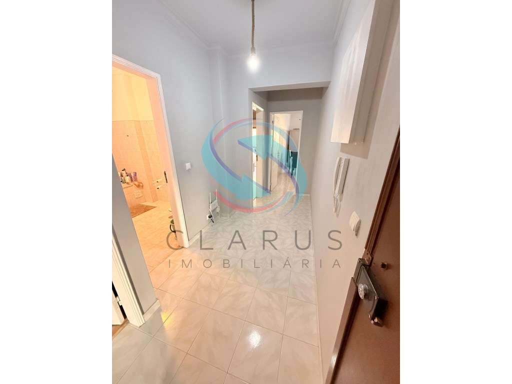 APARTAMENTO T2 AMORA/PAIVAS-4