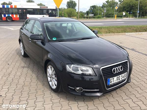 Audi A3 2.0 TDI Sportback DPF Attraction - 3