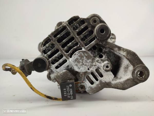 Alternador Nissan X-Trail (T30) - 2