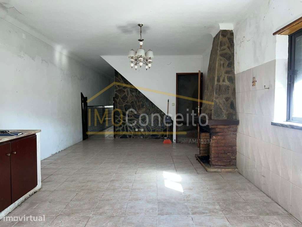 Moradia T2| Quintal| Carvoeiro| Maçao-5