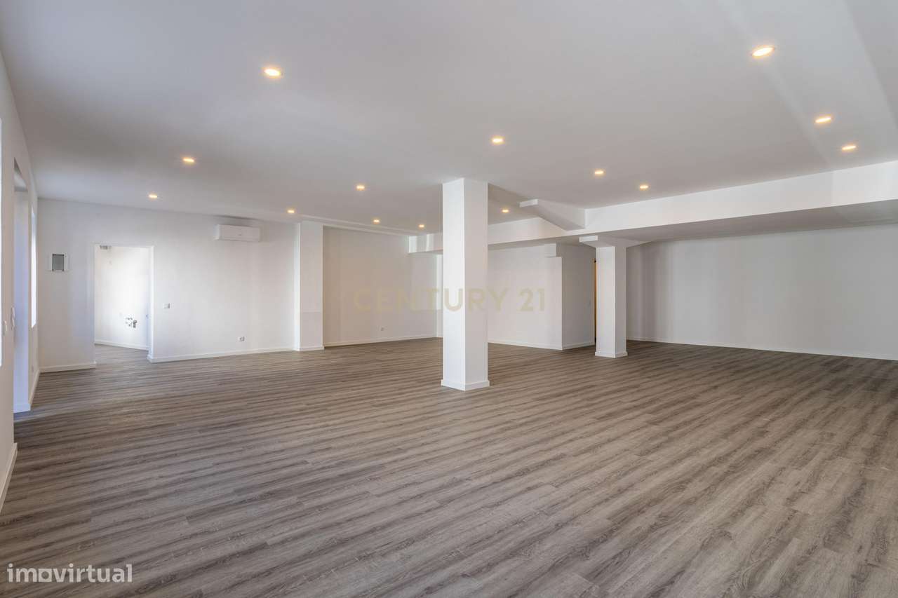 Loja/Espaço Comercial Renovado a venda em Alcabideche, Cascais-10