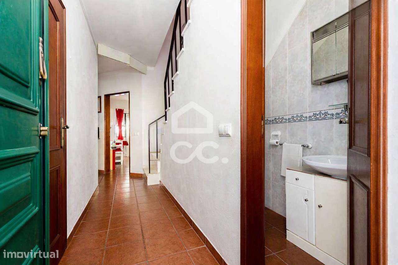 Moradia T3 c/ Garagem, Quintal e Terraço no Bairro da Casinha, em Évor-10