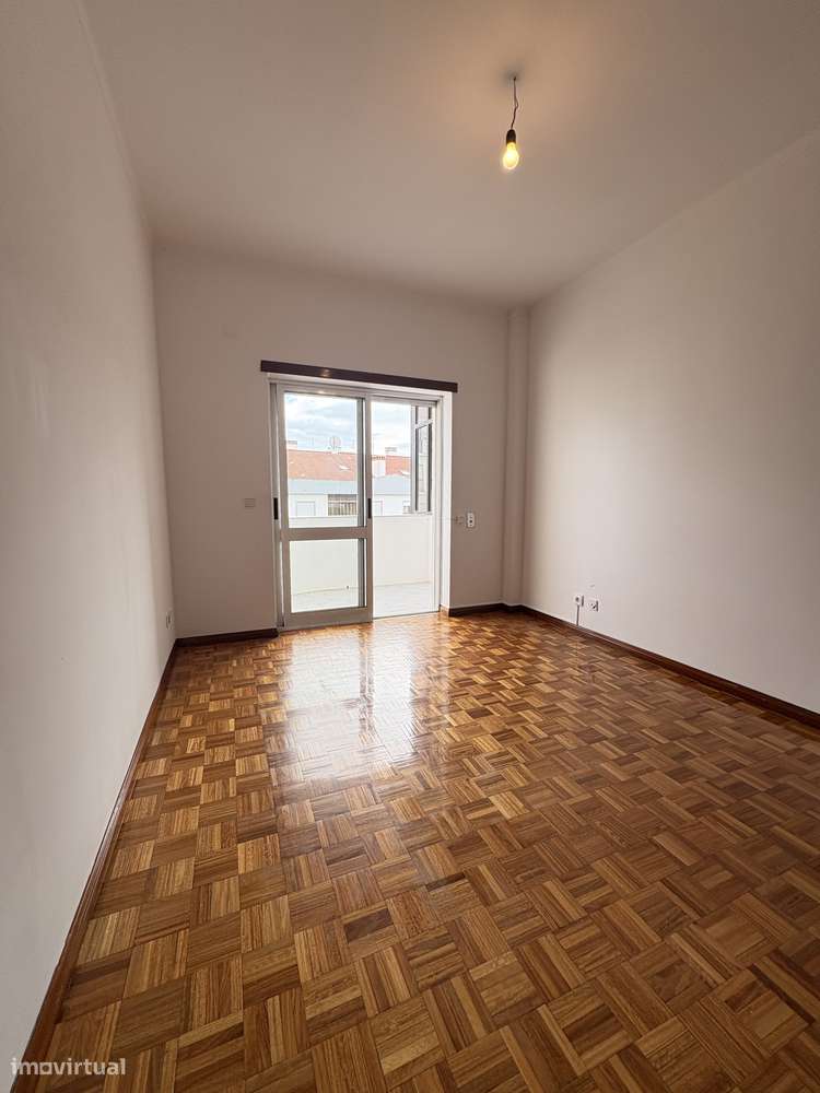 Arrendamento T3 - Fundão - Grande imagem: 4/11