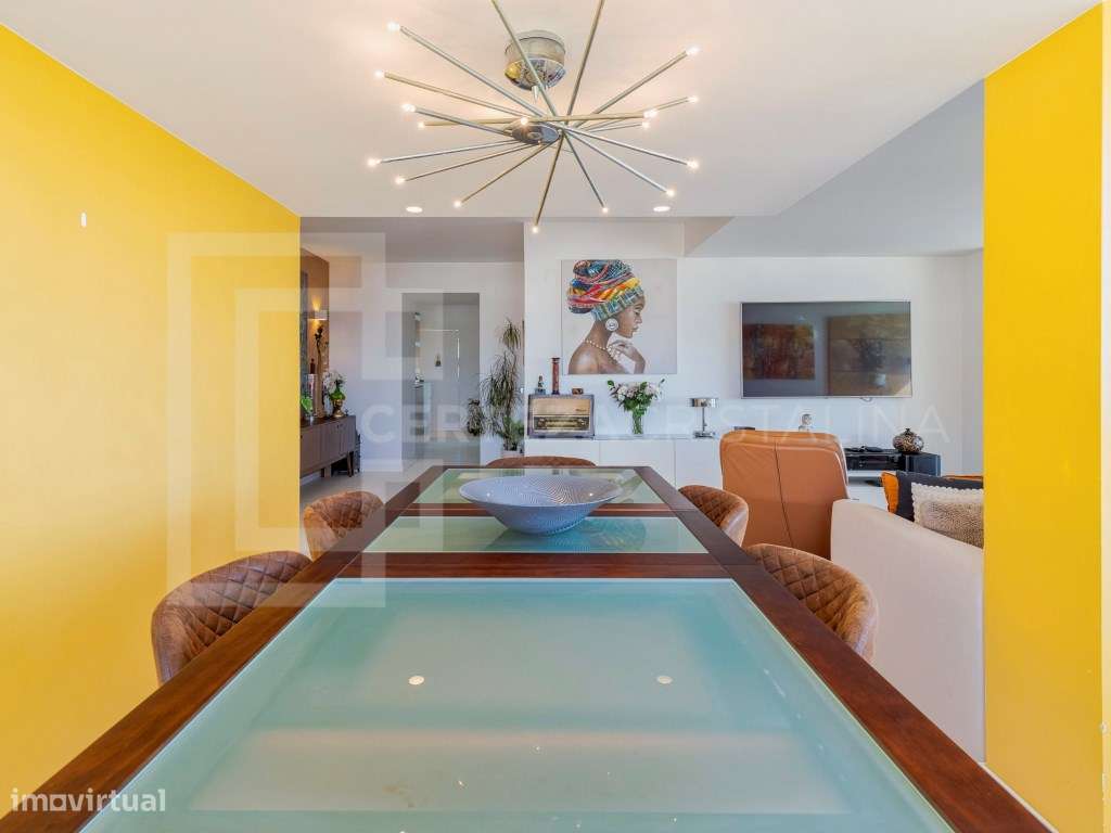 T5 com vista de mar em Paço de Arcos | Localização privilegiada-12