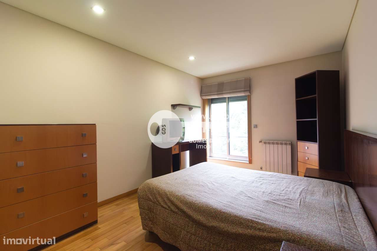 Apartamento T3 com excelentes áreas – Celeirós, Braga-18