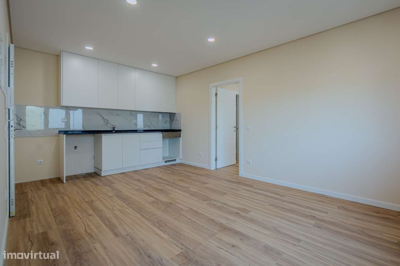 APARTAMENTO T1 NOVO, COZINHA EQUIPADA, Parqueamento! Oportunidade! - Grande imagem: 4/25