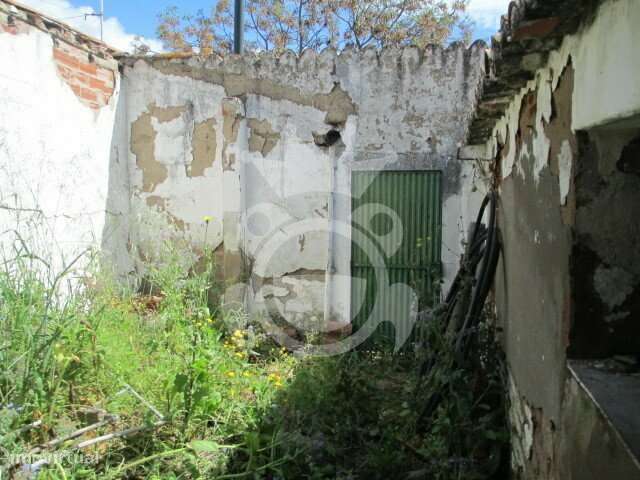 Moradia para reabilitar - Serpa-8