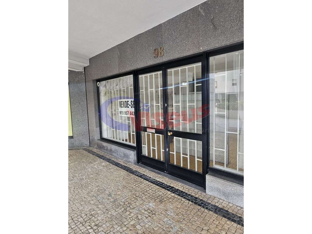 Loja de Rua Gaia Avenida - Grande imagem: 3/16