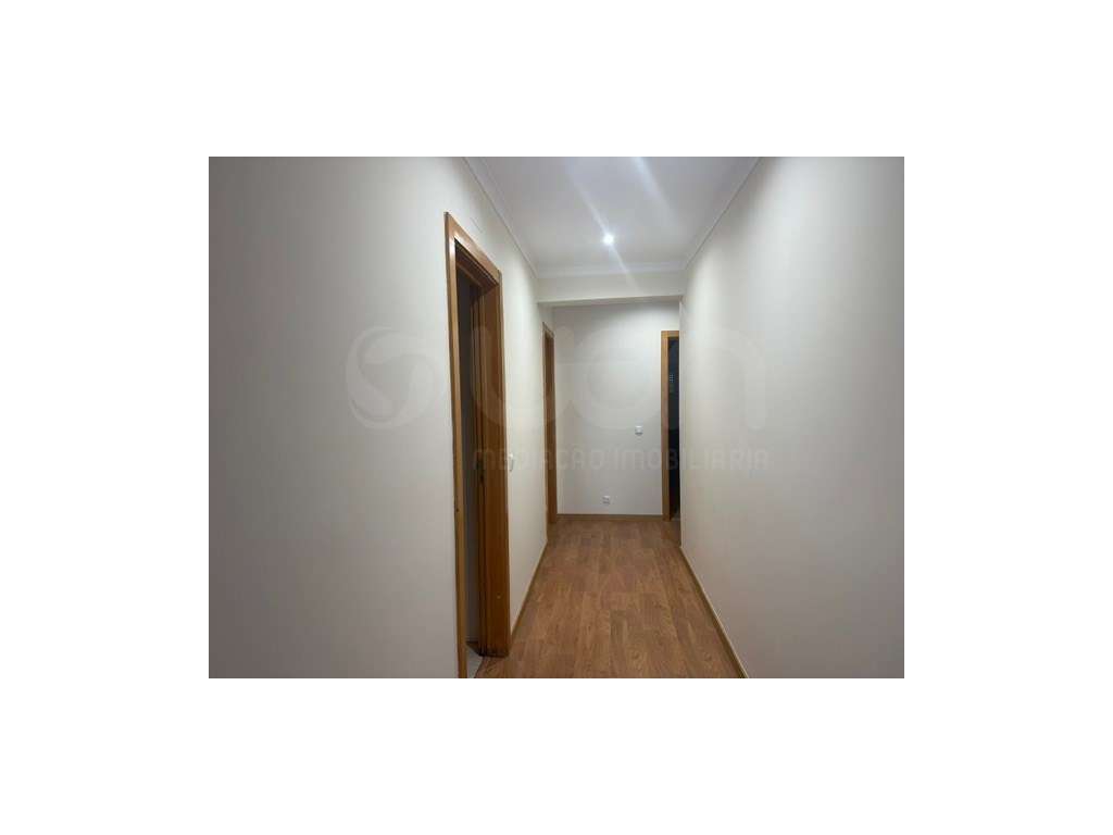 Apartamento T3 em Rio de Mouro, Sintra-13