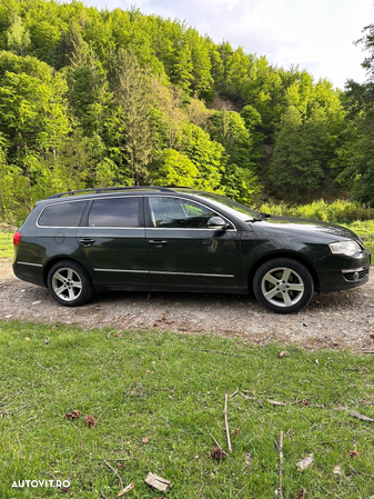 Volkswagen Passat Variant 2.0 TDI Comfortline DPF DSG - 4